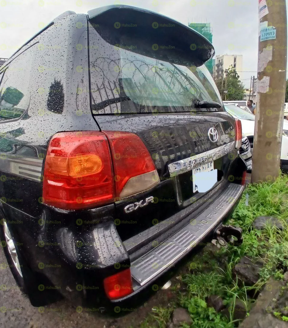 2012 Model-Toyota Landcruiser