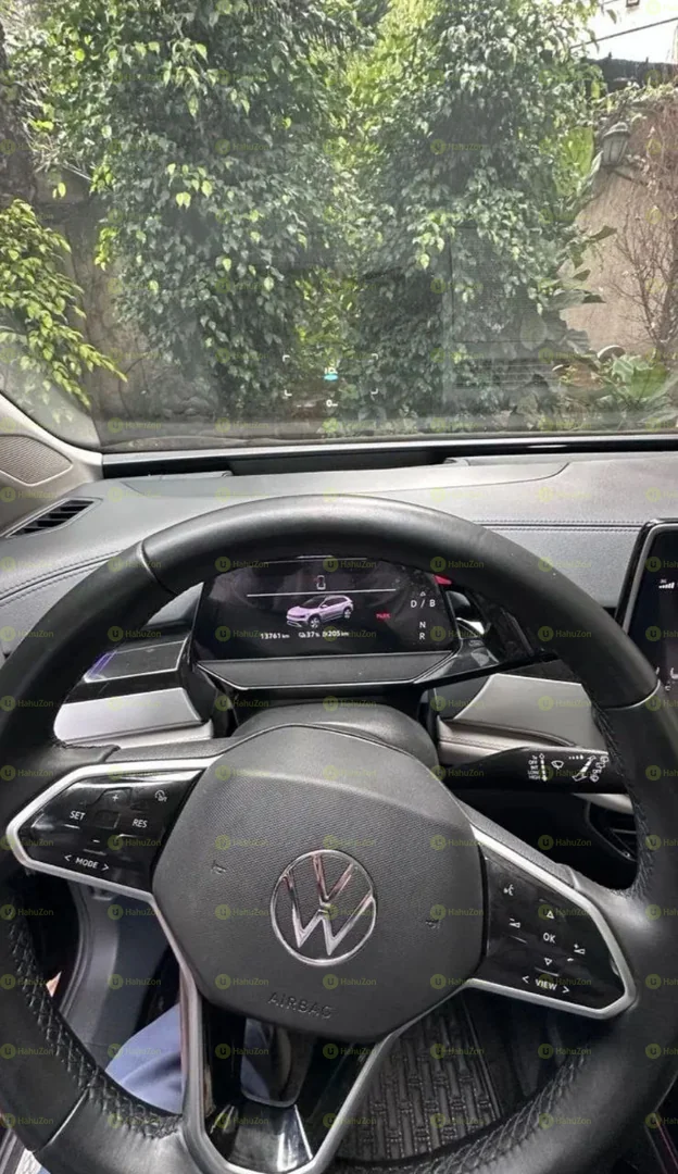 2023 Model-Volkswagen ID.6 Crozz Pro