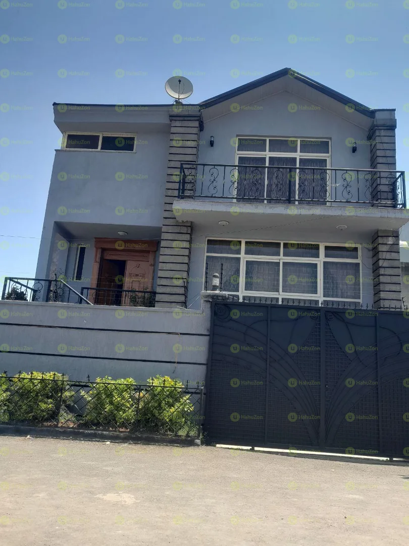 250 ካሬ የሚሸጥ G+2 ቤት በሰሚት ጎላጎል አካባቢ