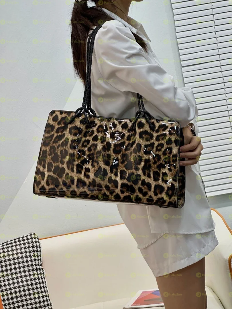 Lexury Women's Hand Bag