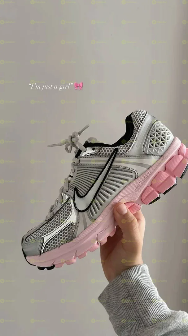 Nike Vomero Women's Shoes