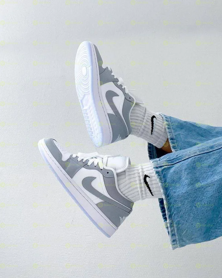Jordan Low Women's Shoes