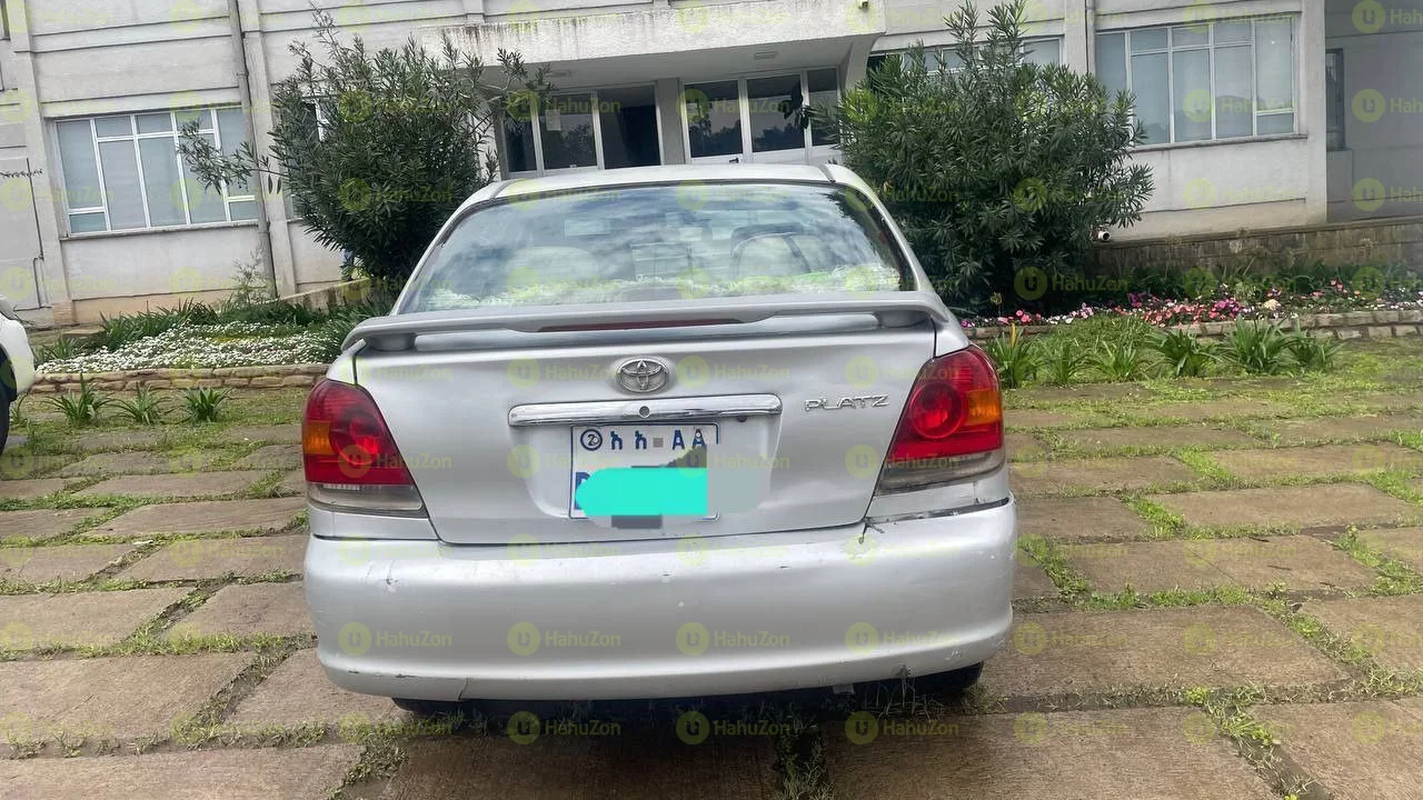 2005 Model-Toyota Platz