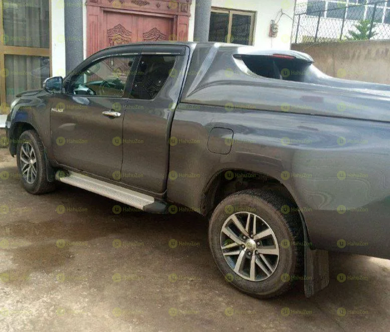2020 Model-Toyota Rivo Hilux Kin-Cab