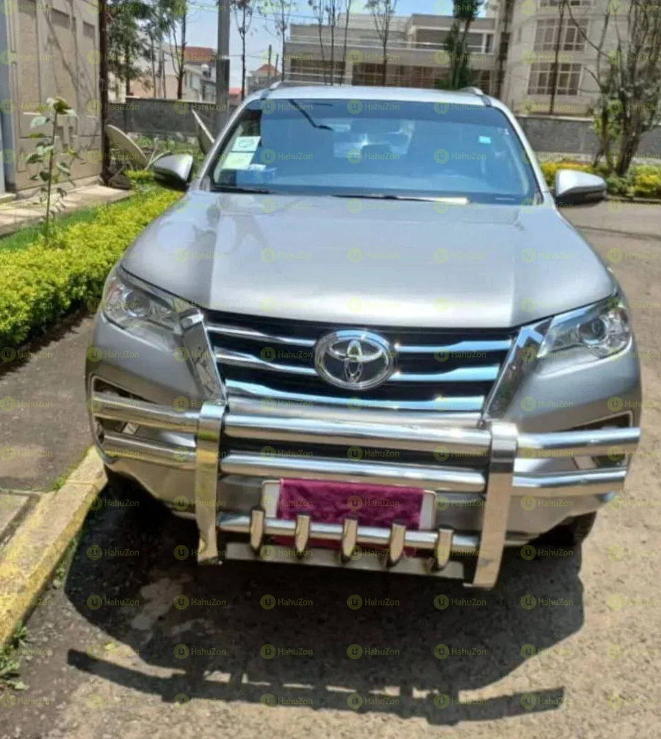 2018 Model-Toyota Fortuner