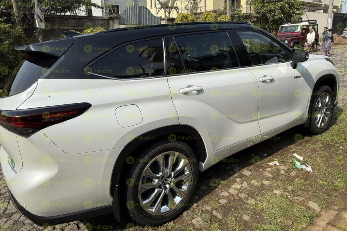 2024 Model-Toyota HighLander