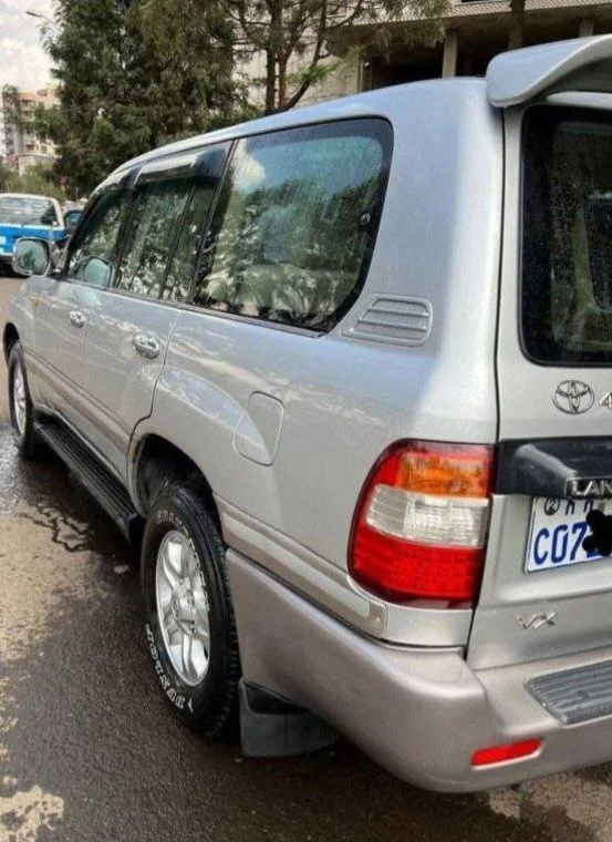 2007 Model-Toyota Land cruiser 105 VX