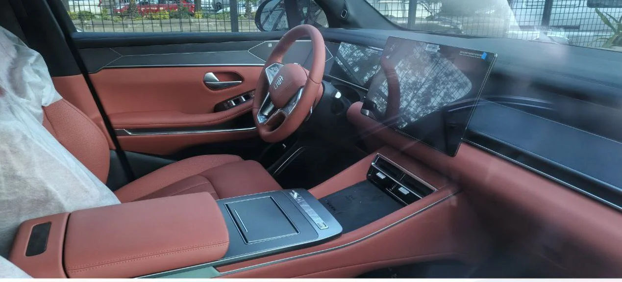 2025 Model-BYD Tang