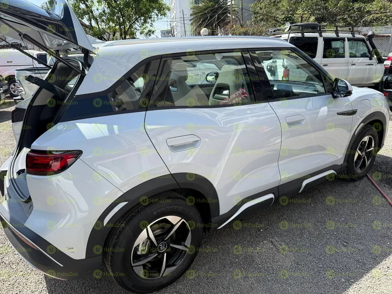 2015 Model-BYD Yan Up