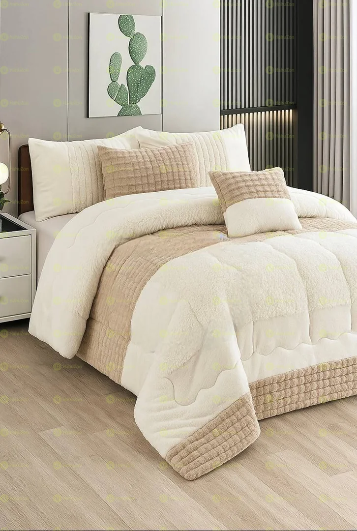 7 Pcs Comforter Set