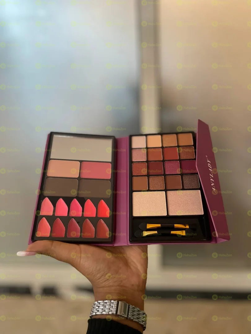 Eyeshadow Palette