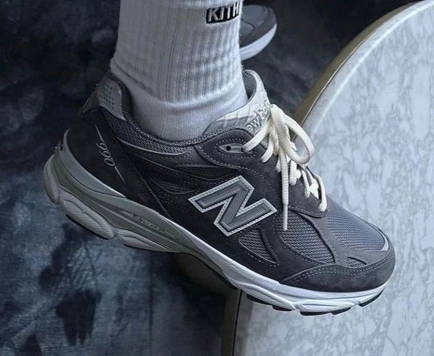 New Balance 990 Men's Shoes