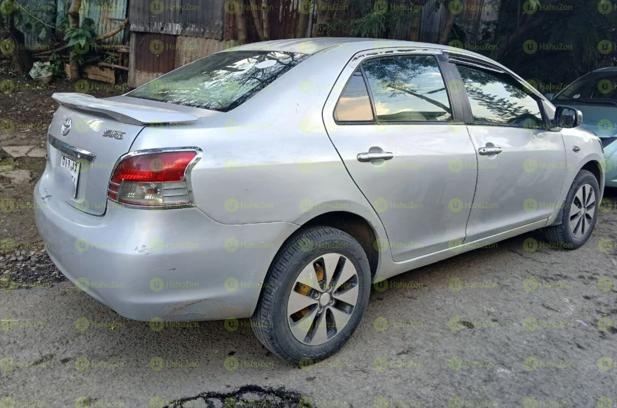 2006 Model-Toyota Yaris Belta