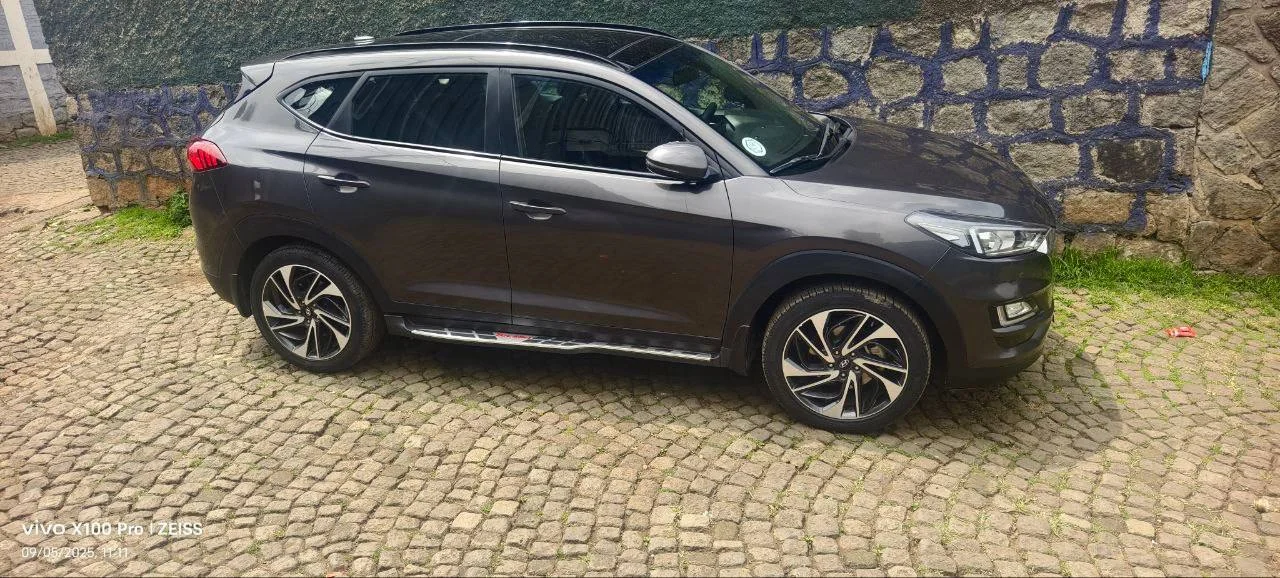 2019 Model-Hyundai Tucson