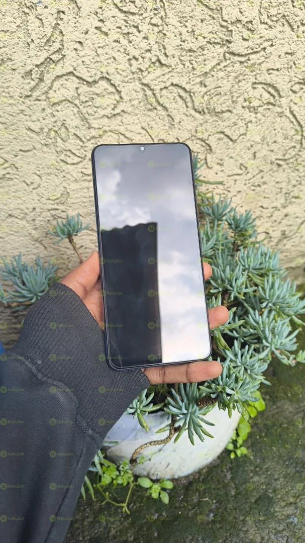 Samsung Galaxy M12