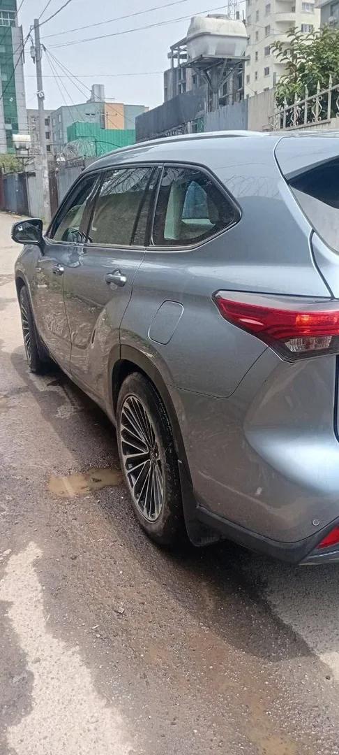 2023 Model-Toyota Highlander