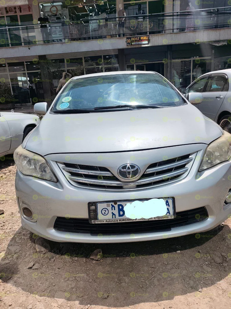 2013 Model-Toyota Corolla