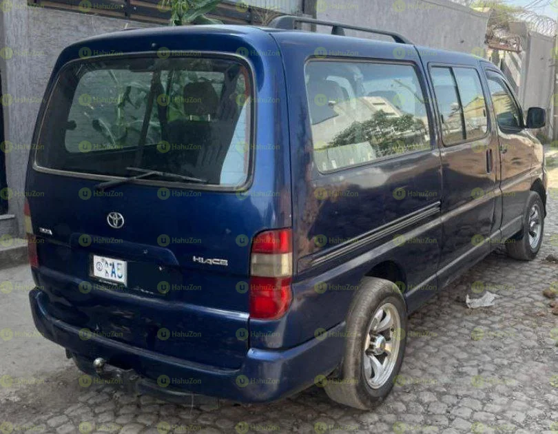 2008 Model-Toyota Dolphin Shark
