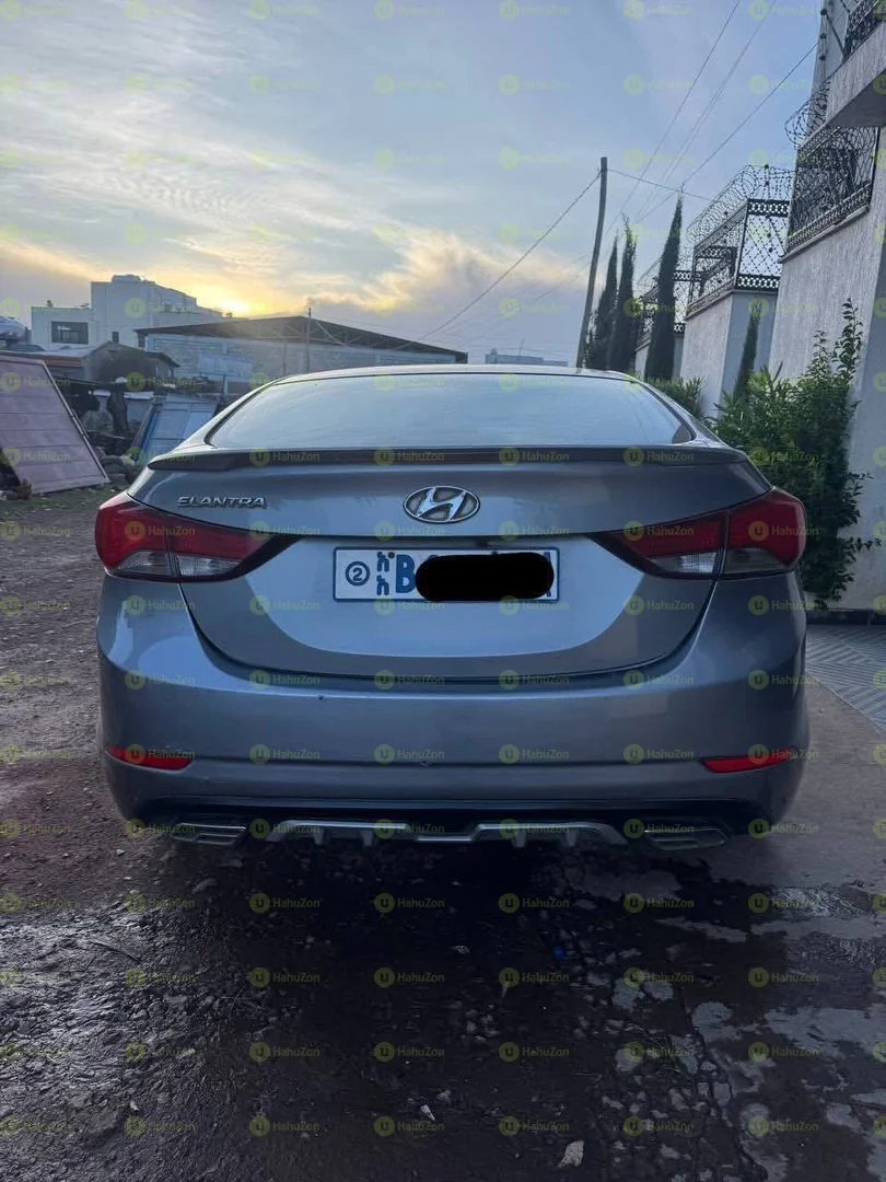 2014 Model-Hyundai Elantra