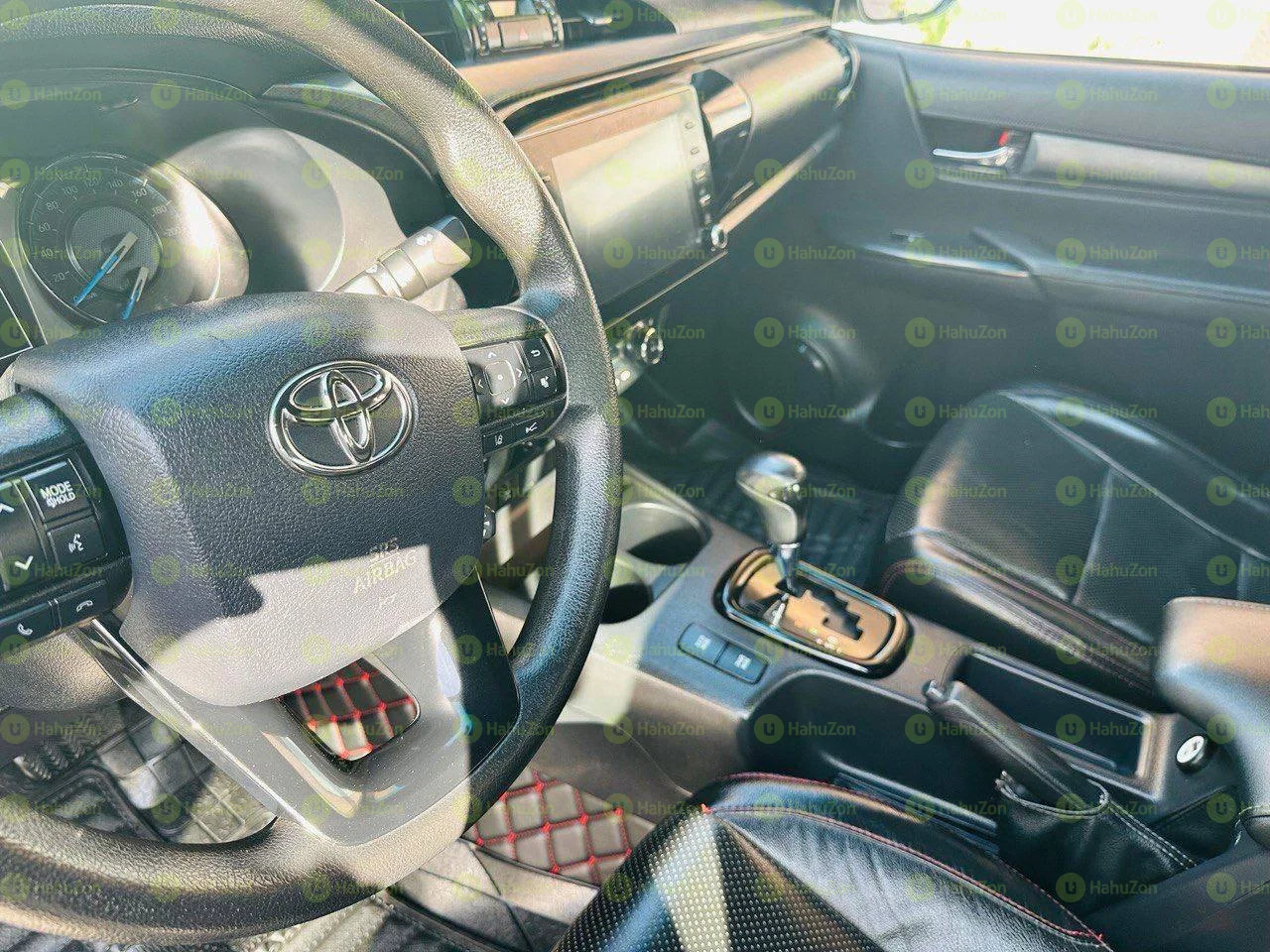 2022 Model-Toyota Hilux Invincible