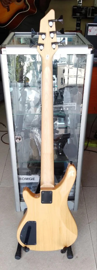 Lucky Star 5 String Base Guitar