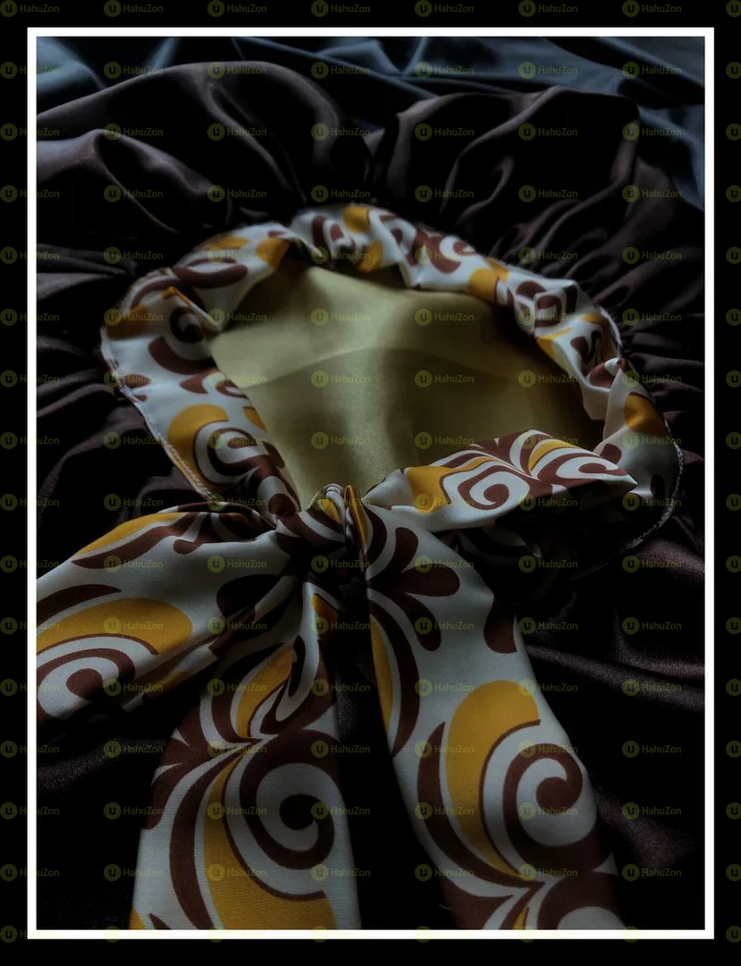 Edge Tie Bonnet