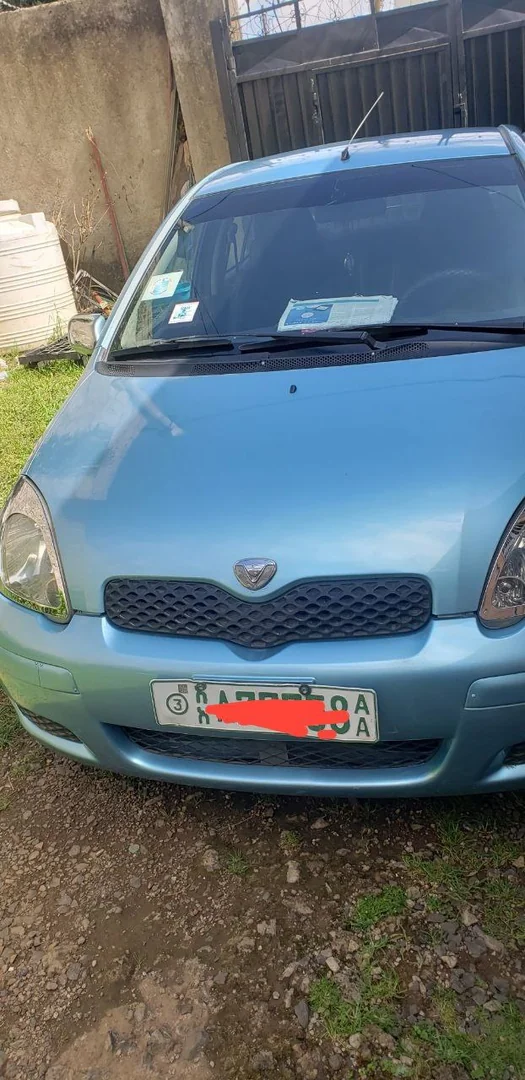2002 Model-Toyota Vitz