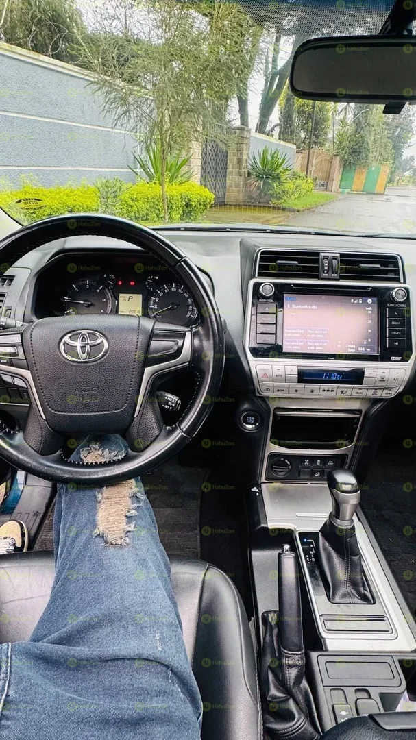 2020 Model-Landcruiser prado