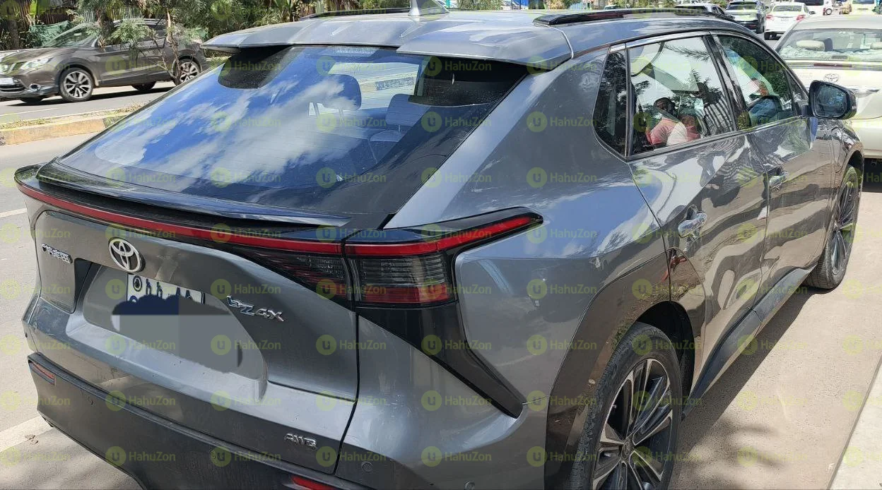 2023 Model-Toyota BZ4X 4WD