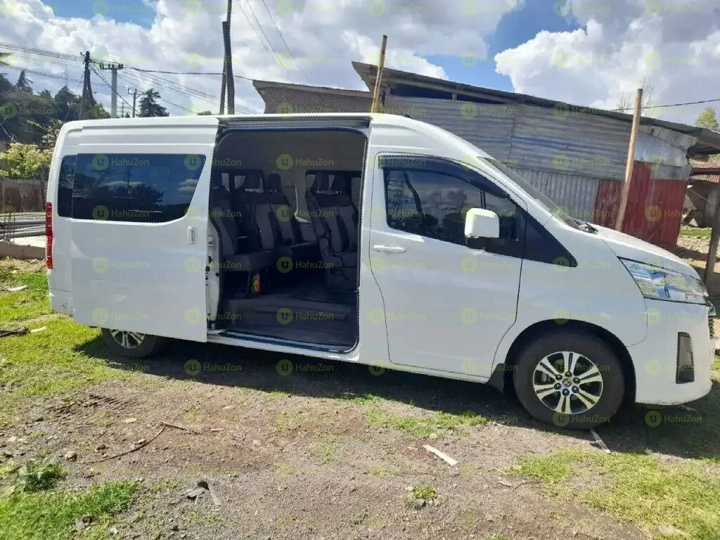 2022 Model-Toyota Hiace,HighRoof GL