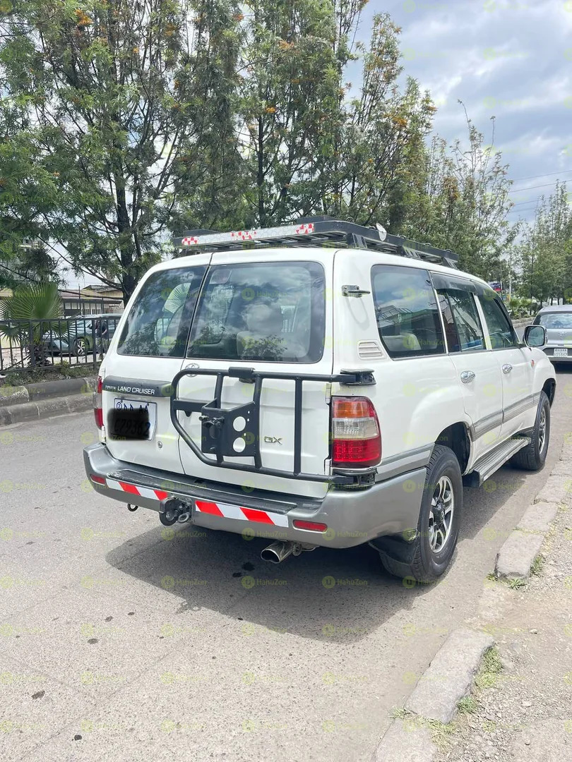 2002 Model-Toyota Land Cruiser 105