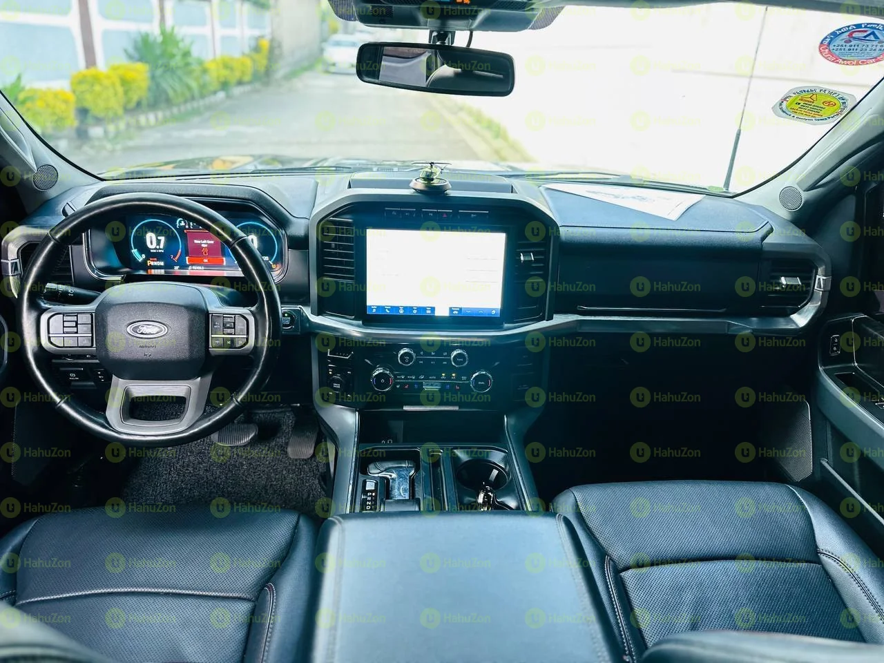 2022 Model-Ford F-150 Lariet