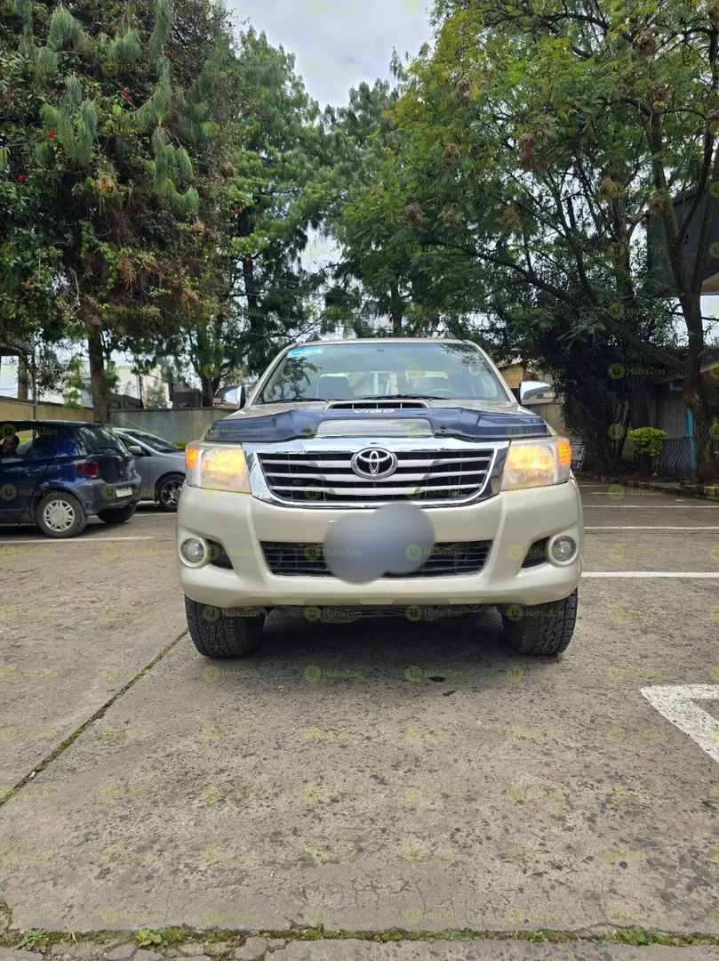 2014 Model-Toyota Hilux Double -Cap
