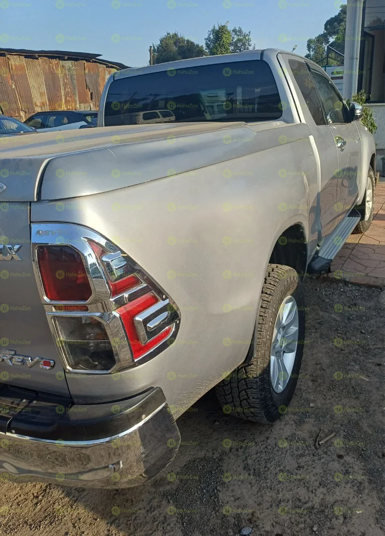 2019 Model-Toyota Hilux Kin-Cap