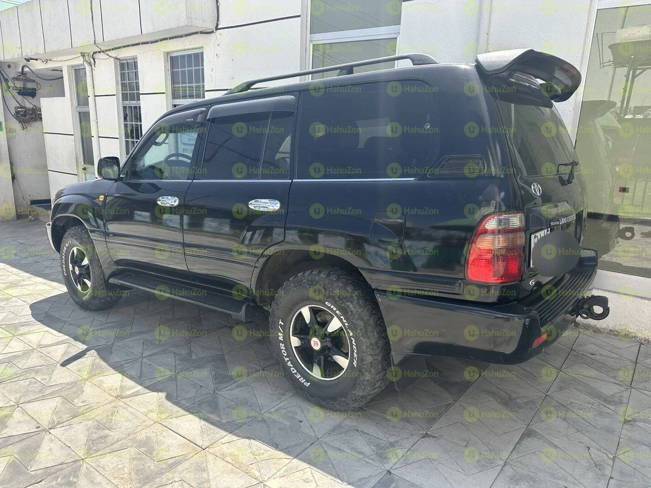 2003 Model- Toyota Land Cruiser 1O5