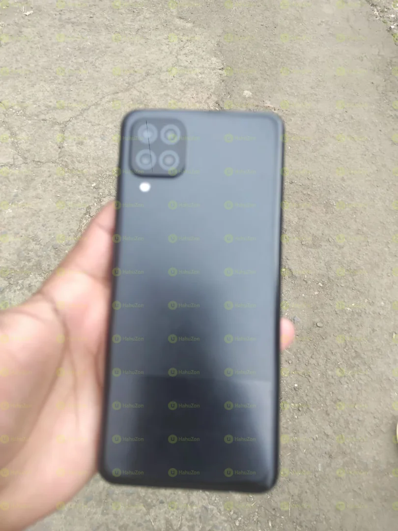 Samsung A12