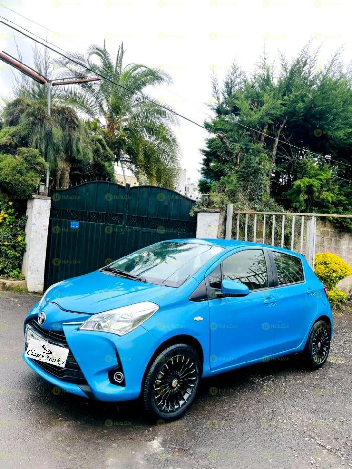 2018  Model-Toyota Yaris