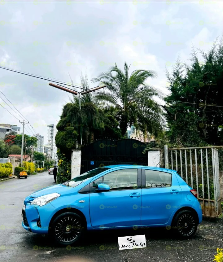 2018  Model-Toyota Yaris