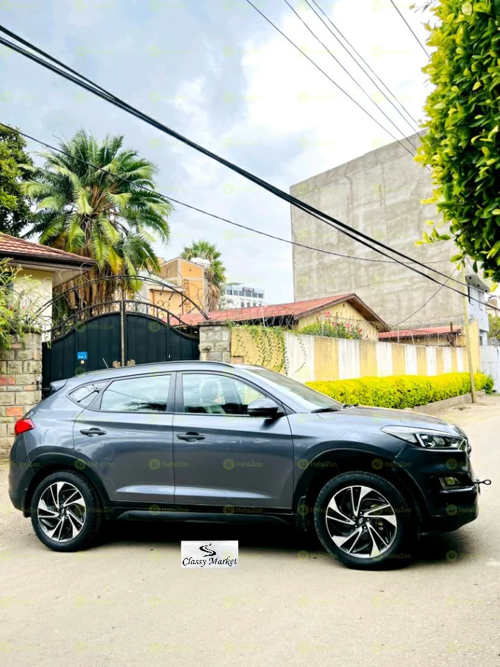 2019 Model-Hyundai Tucson