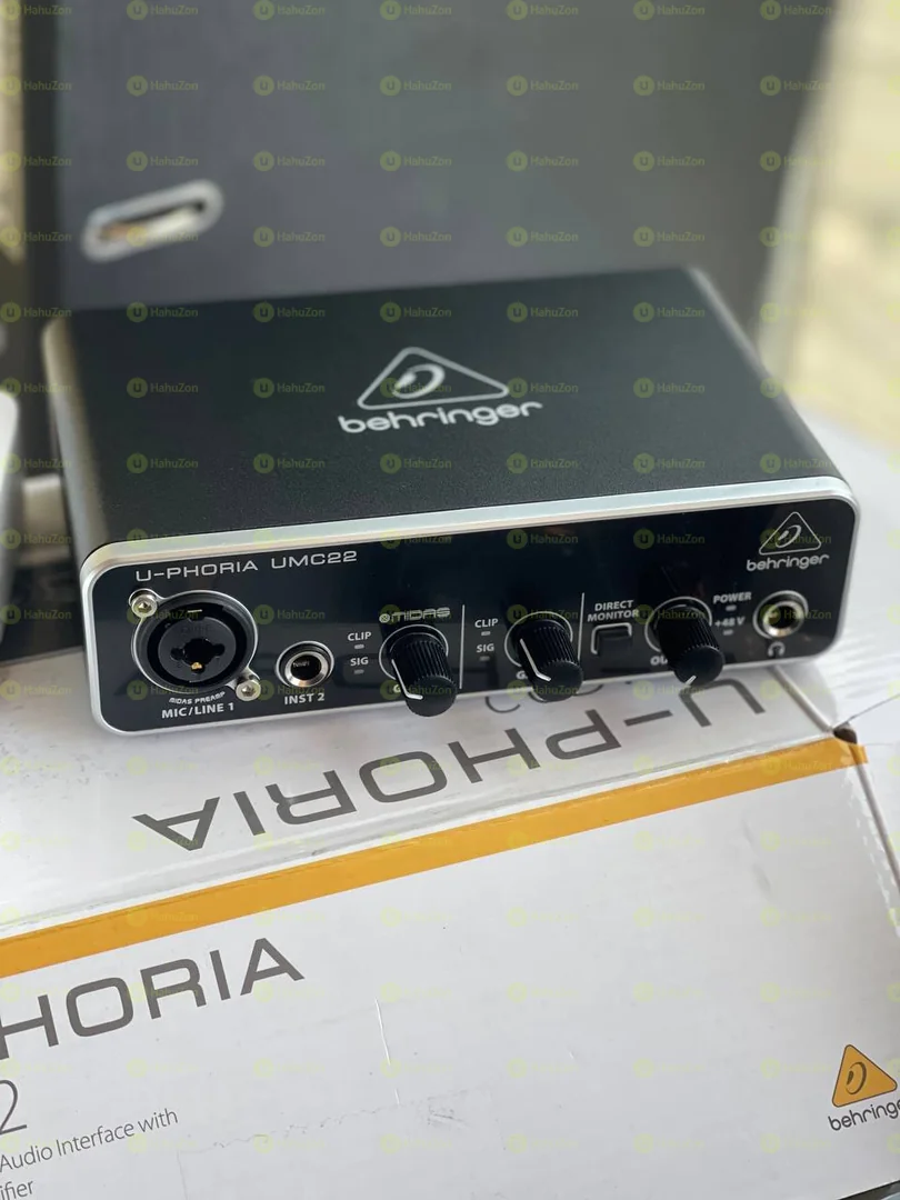 Behringer Solo Sound Card