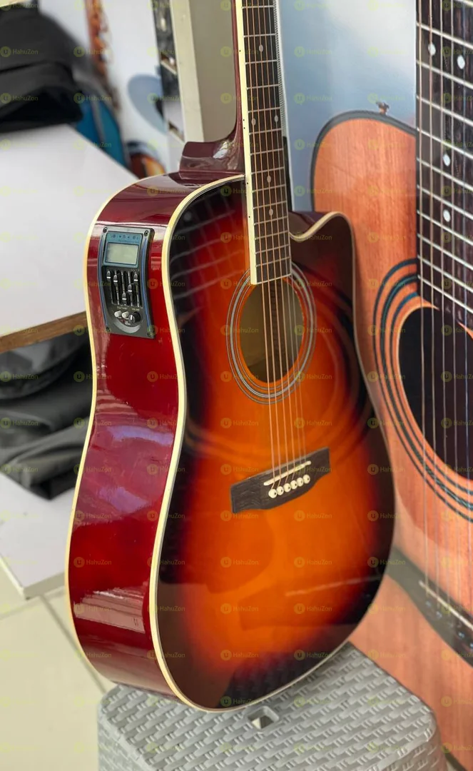 Yamaha F6000 Box Guitar