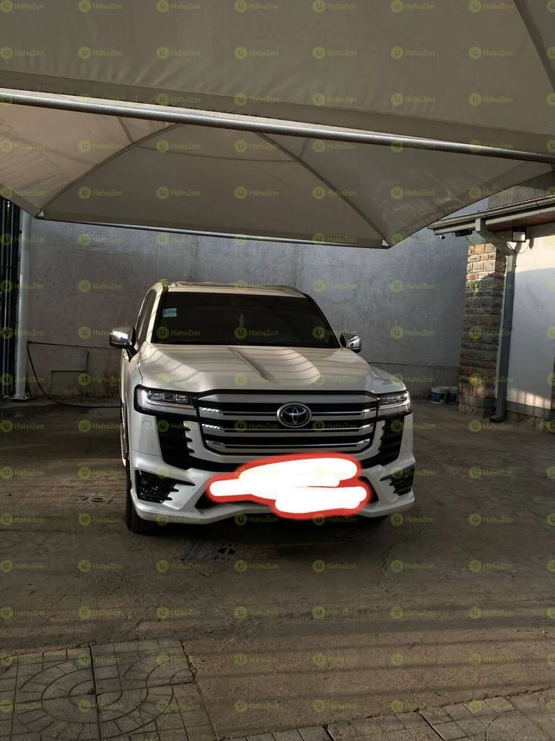 2023 Model-Toyota Land Cruiser  VXR