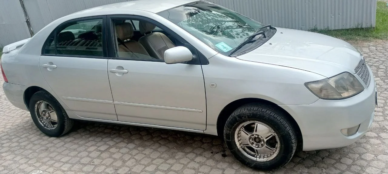 2005 Model-Toyota Corolla