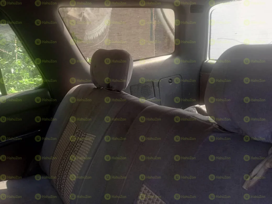 1999 Model-Toyota Surf