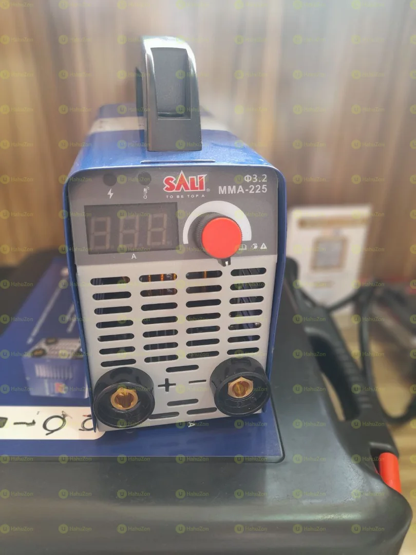 ሳሊ 225 ሚኒ መበየጃ