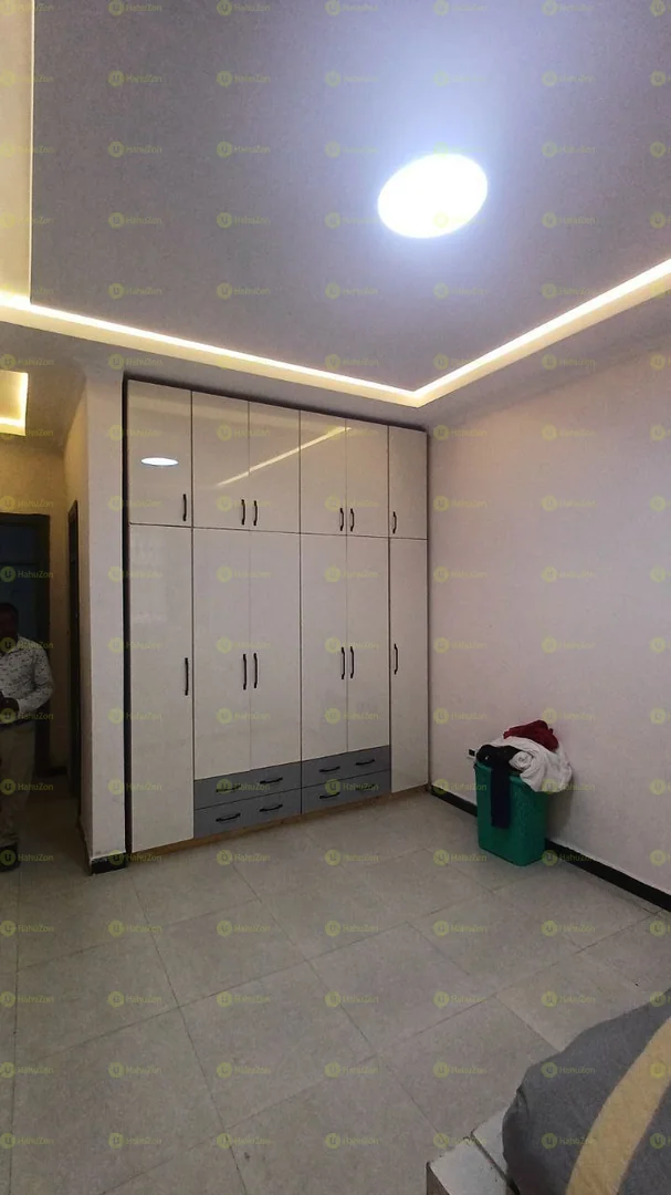 250 ካሬ የሚሸጥ ቪላ ቤት በአያት