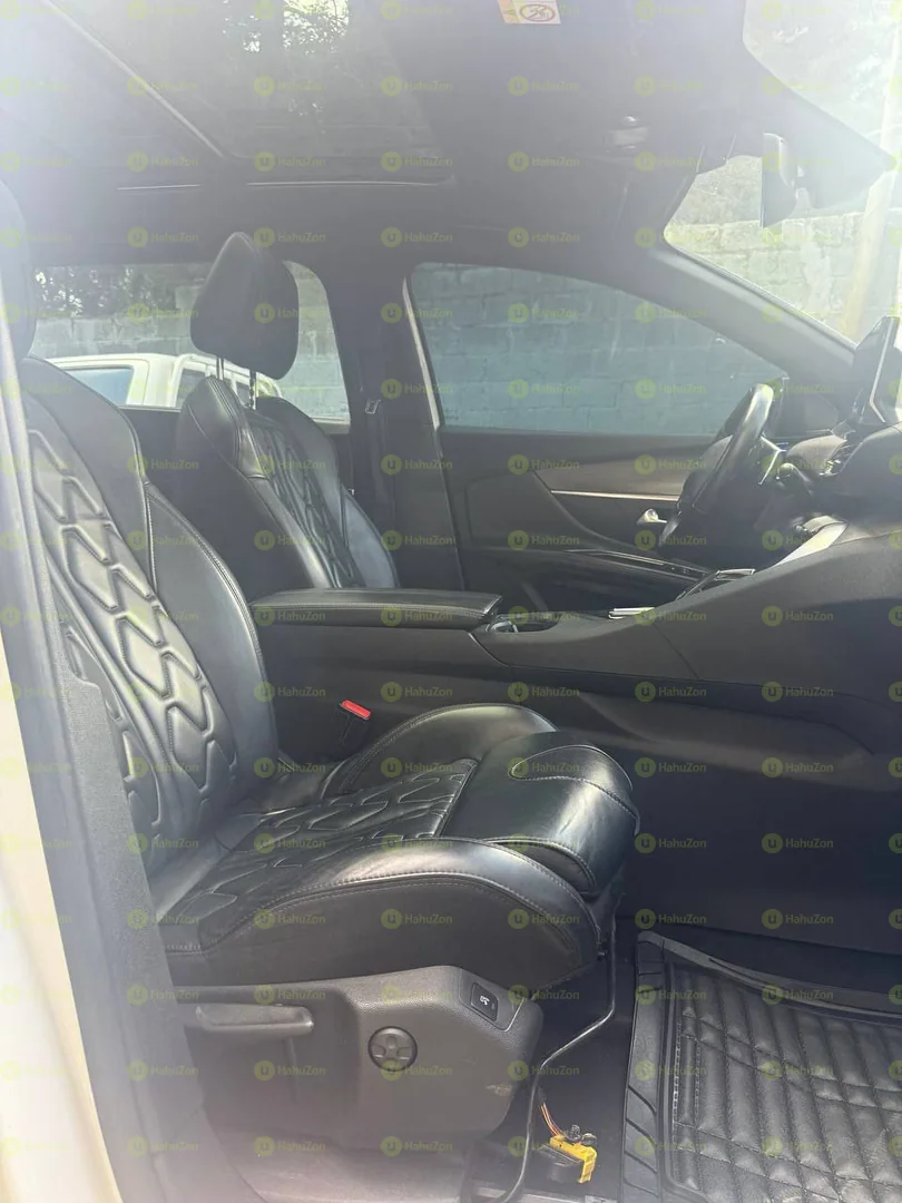 2022 Model-Peugeot 5008