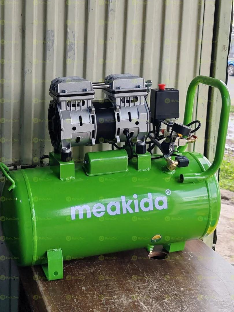 ማኪዳ ሳይለት ኮምፕረሰር