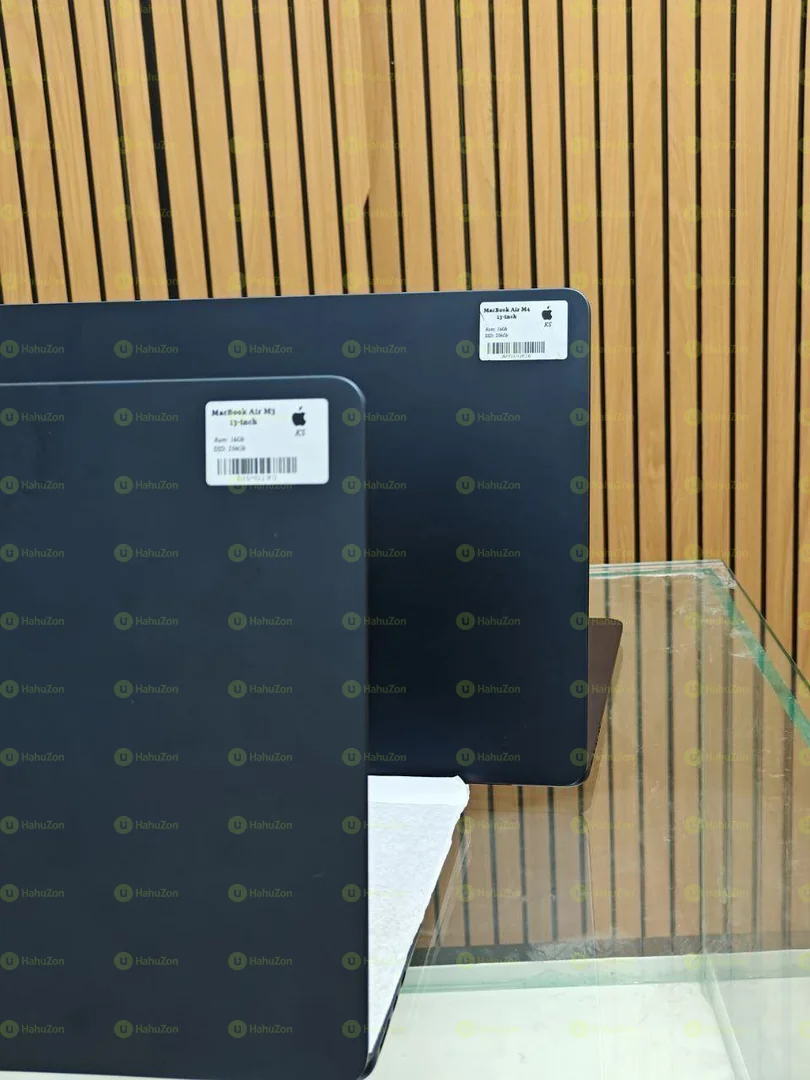 Apple Macbook Air M3 Chip Laptop