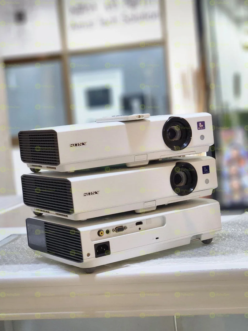 Sony Dx 102 Projector